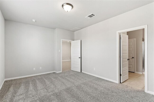 Building Photo - 313 McLintock Rd