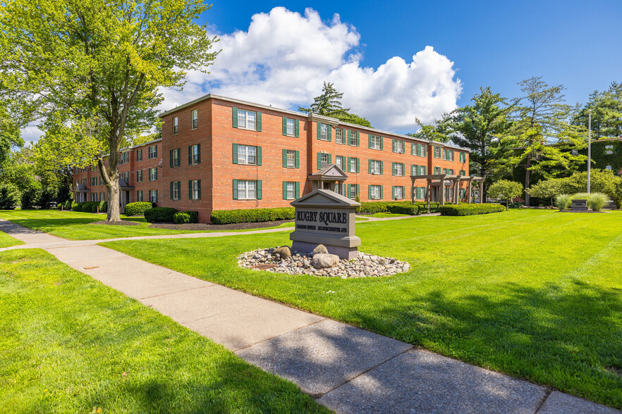 Primary Photo - Rugby Square Apartments