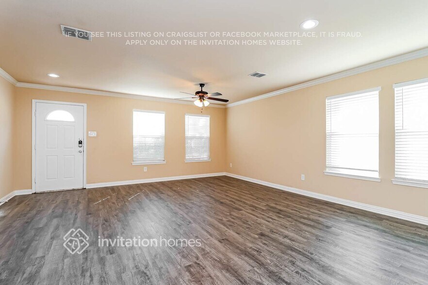 Building Photo - 12637 Pricklybranch Dr