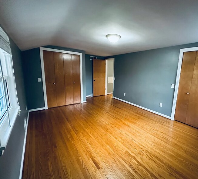 Building Photo - 224 London Rd