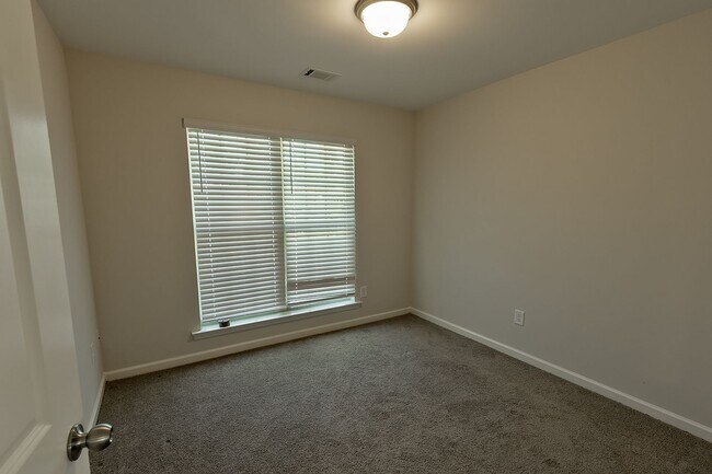 Building Photo - Home for rent in Prattville