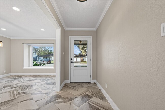 Building Photo - 5407 Lymbar Dr