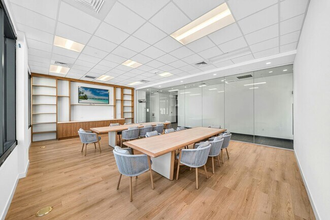 Building Photo - 1500 Rycroft St