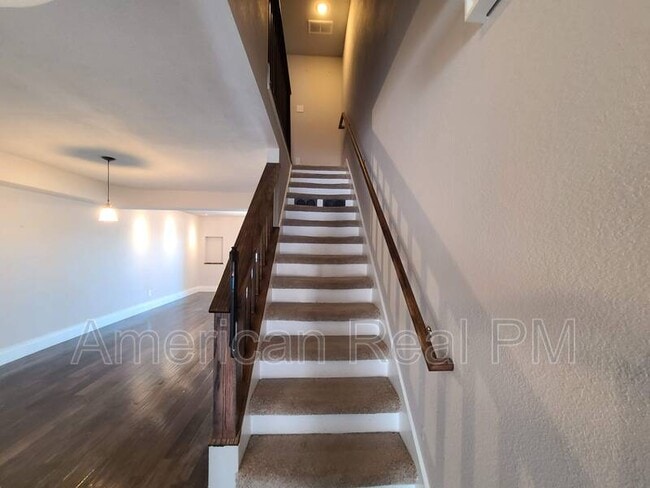 Building Photo - 3818 Mediterranean St