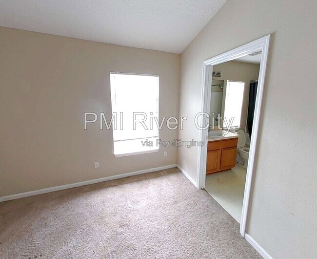 Building Photo - 1740 Biscayne Bay Cir