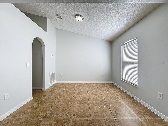 Building Photo - 413 Mulberry Ct