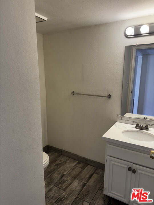 Building Photo - 221 N New Hampshire Ave