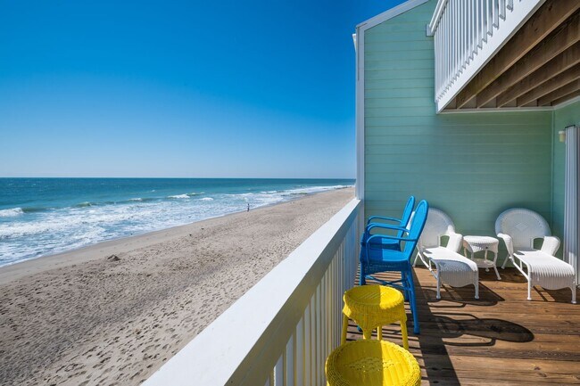Building Photo - PERFECT FURNISHED RENTAL FOR A WINTER AT THE BEACH