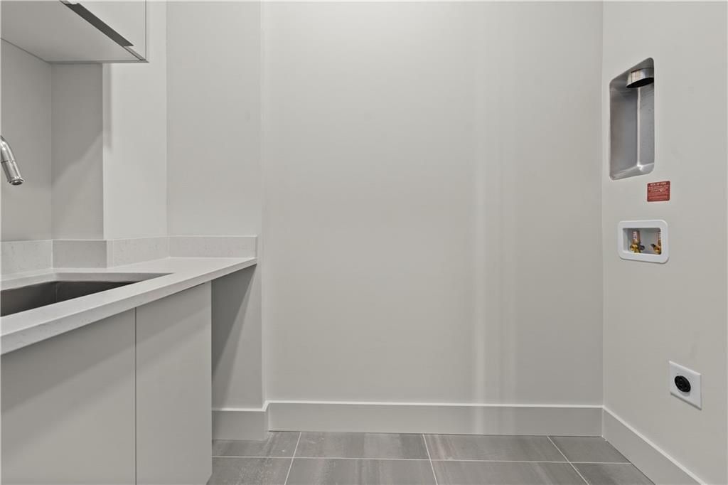 Building Photo - 40 12th St NW