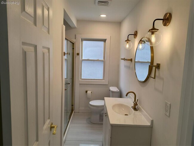 Building Photo - 19650 Buffalo St