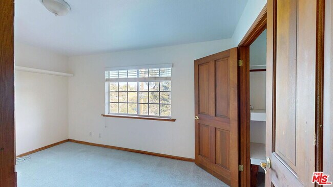 Building Photo - 4339 Alhama Dr