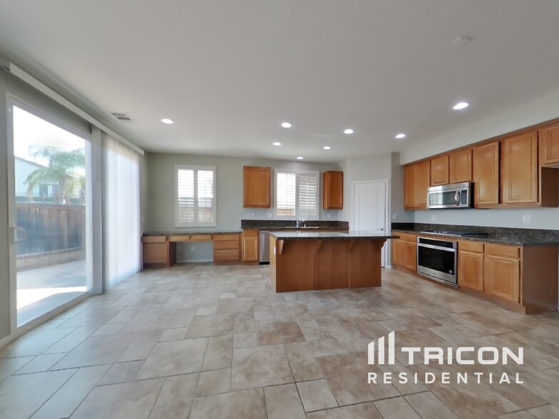 Building Photo - 29848 Tierra Shores Ln