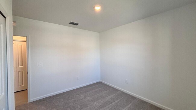 Building Photo - Spacious 5-Bedroom Home Designed for Comfort & Modern Living