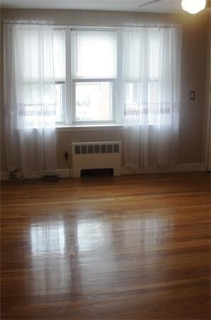Building Photo - 125 Farragut Rd