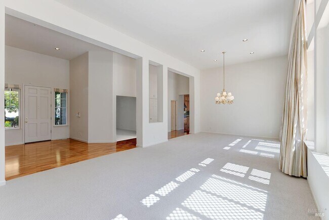 Building Photo - 205 Saddle Wood Dr