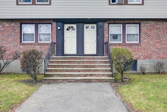 Building Photo - 23 Langley Cir