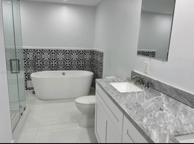 Building Photo - 1493 NW 1st Ave