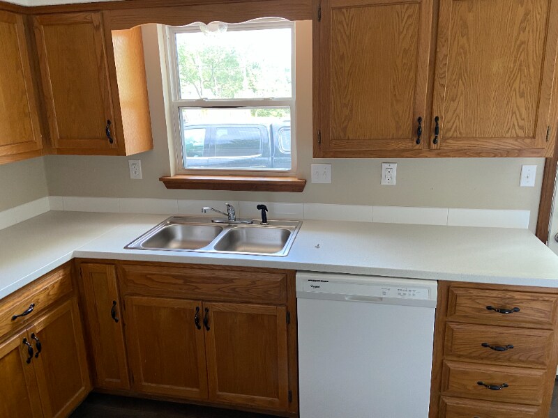 Building Photo - 103 S 4th St