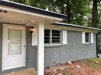 Building Photo - 665 Barnes Dr