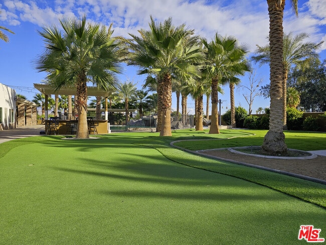 Building Photo - 38580 Rancho Los Cerritos Dr