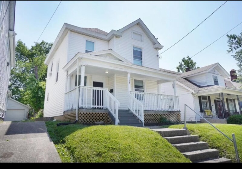 Primary Photo - 124 Eaton Ave