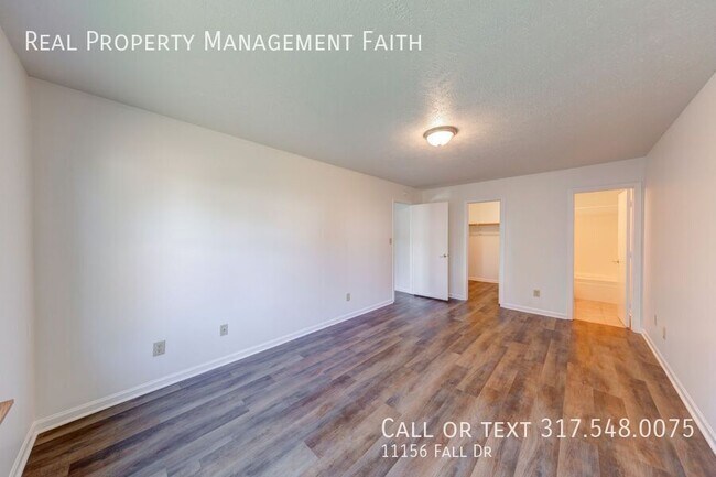 Building Photo - 11156 Fall Dr