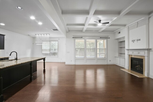 Building Photo - 2875 Dowell Farm Trce
