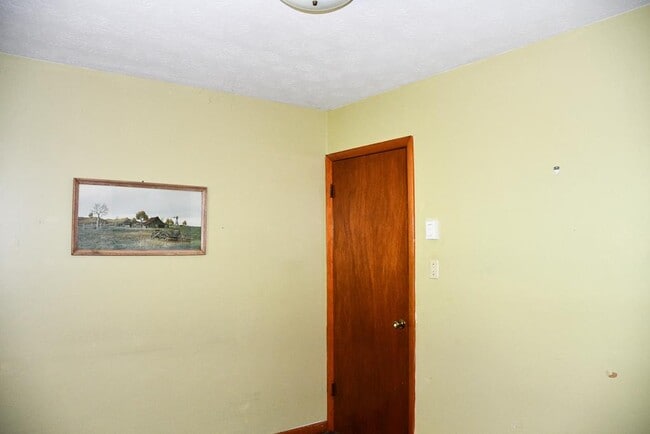 Building Photo - 1912 Virginia Ave