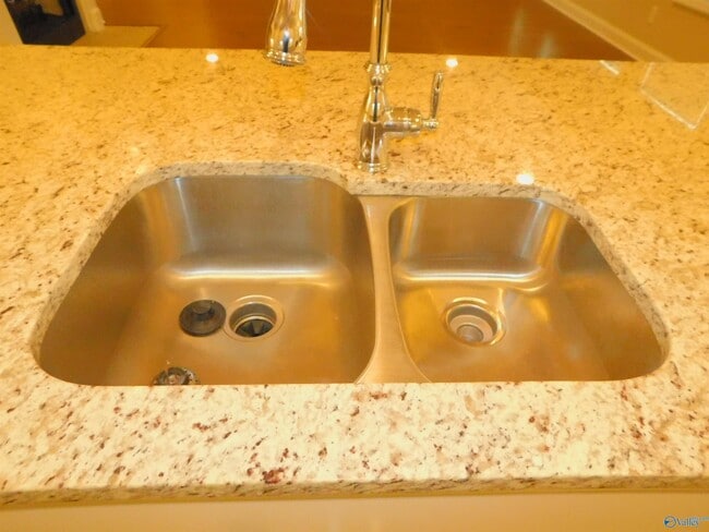 Building Photo - 2111 Milk Run Trl SW