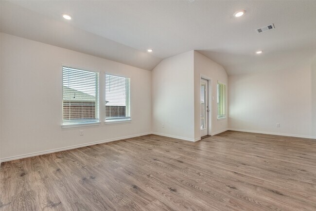 Building Photo - 4113 Turquoise Ave