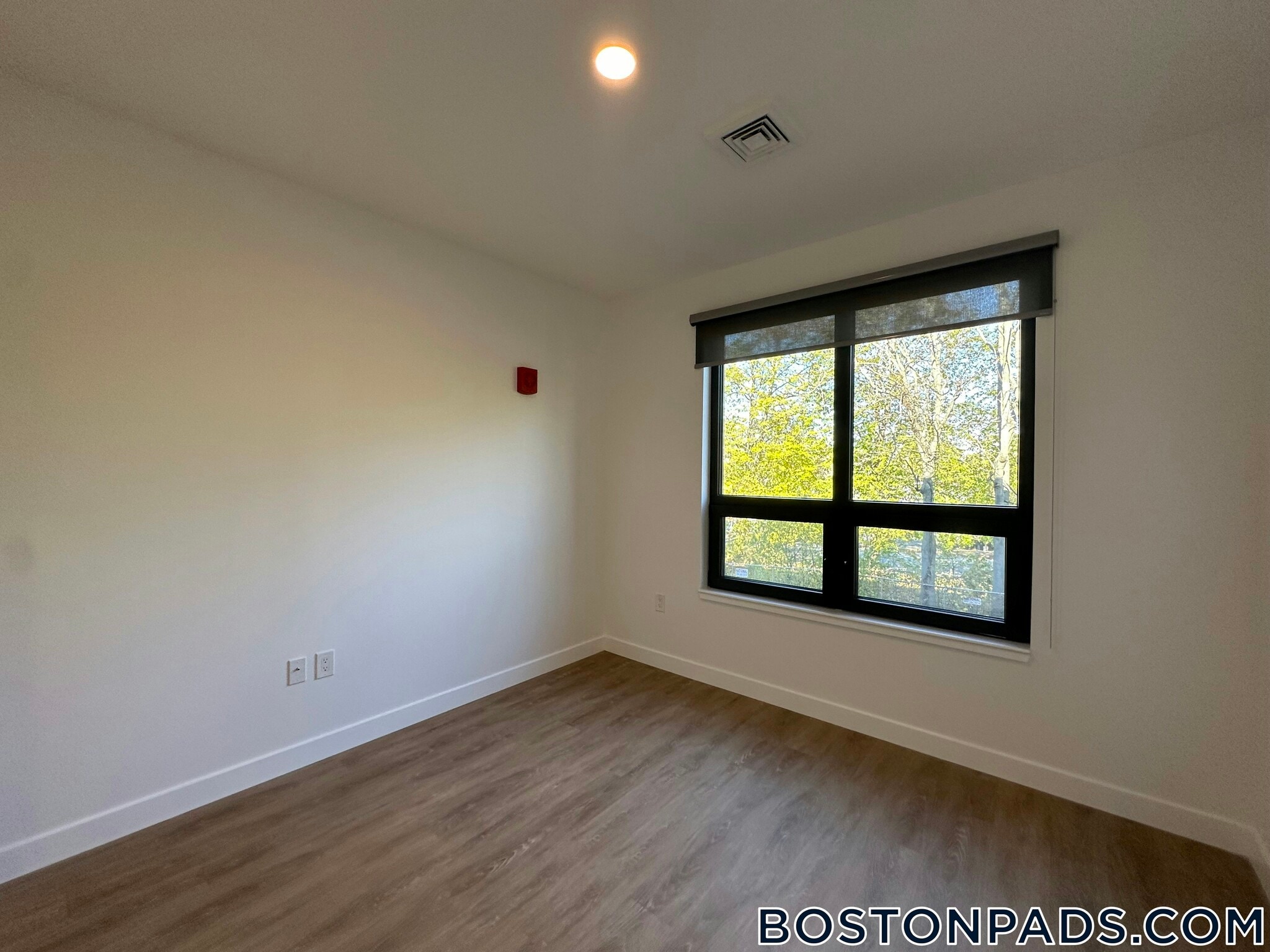 Building Photo - 199 Gardner St