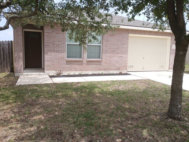 Building Photo - Washer/Dryer Included – Move-In Ready Home in Hills of Shaenfield!