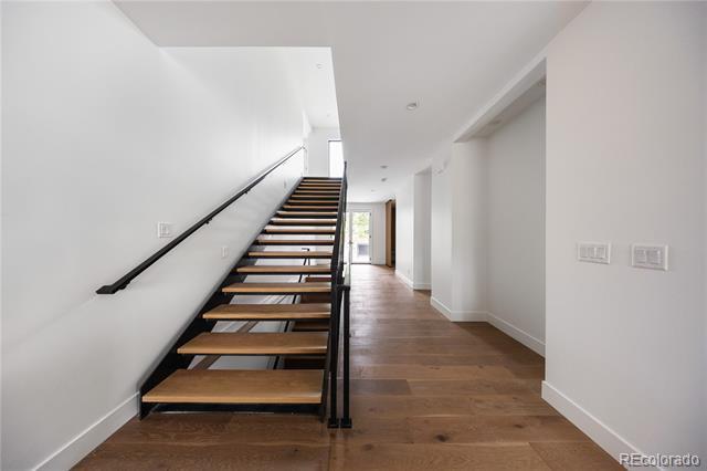 Building Photo - 3100 Braun Ct