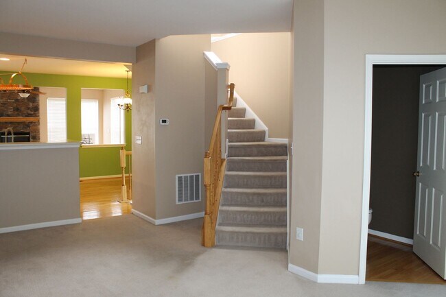 Building Photo - 7131 S Sentinel Ln