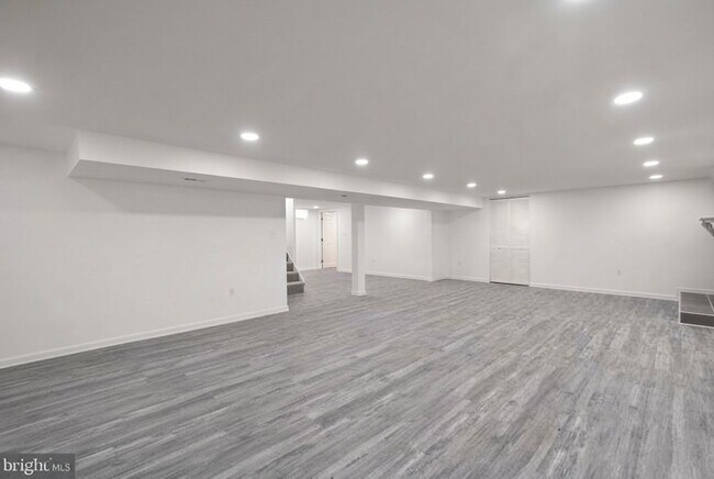 Building Photo - 1816 Tyler Rd