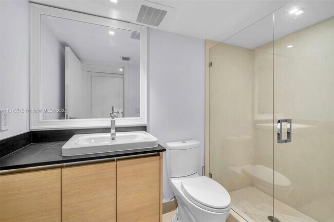 Building Photo - 9501 Collins Ave