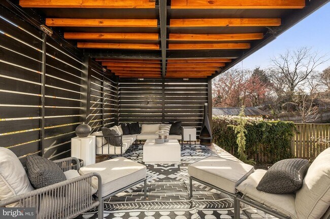 Building Photo - 4240 34th St