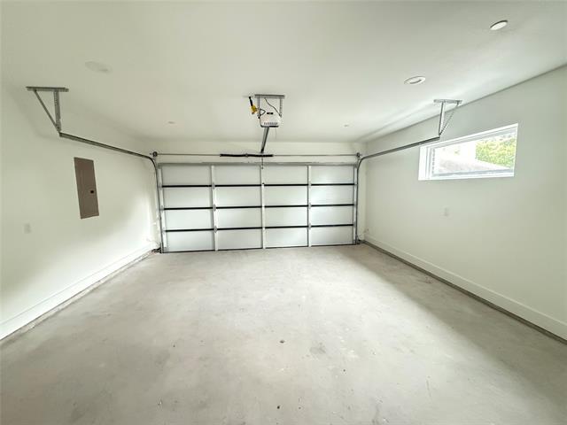 Building Photo - 7207 Mohawk Dr