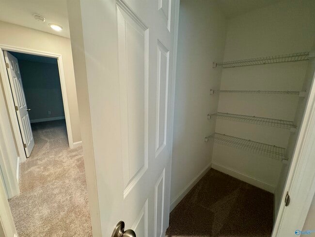 Building Photo - 16824 Demi Dr