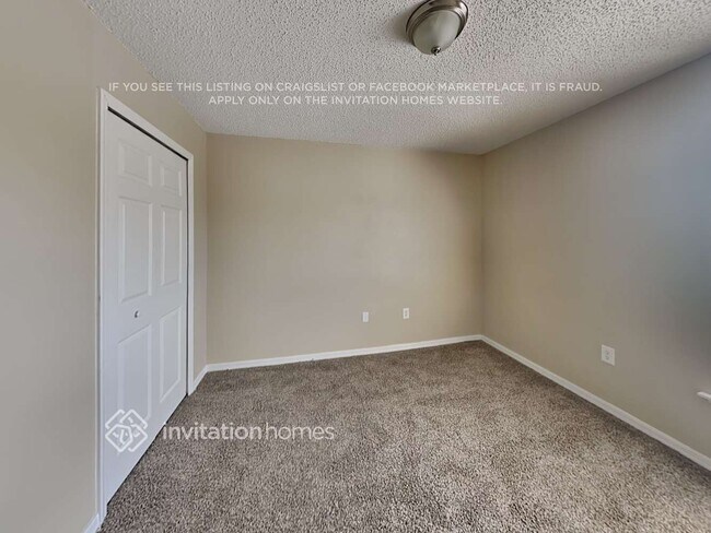 Building Photo - 5728 Oakwood Knoll Dr