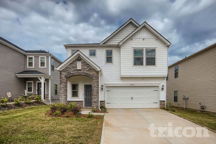 Primary Photo - 9205 Festival Wy