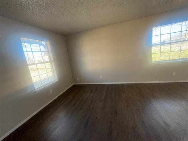 Building Photo - 217 Pine Meadow Dr