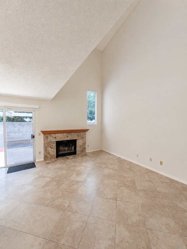 Building Photo - North Pomona Townhome with Private Patio and Community Pool!