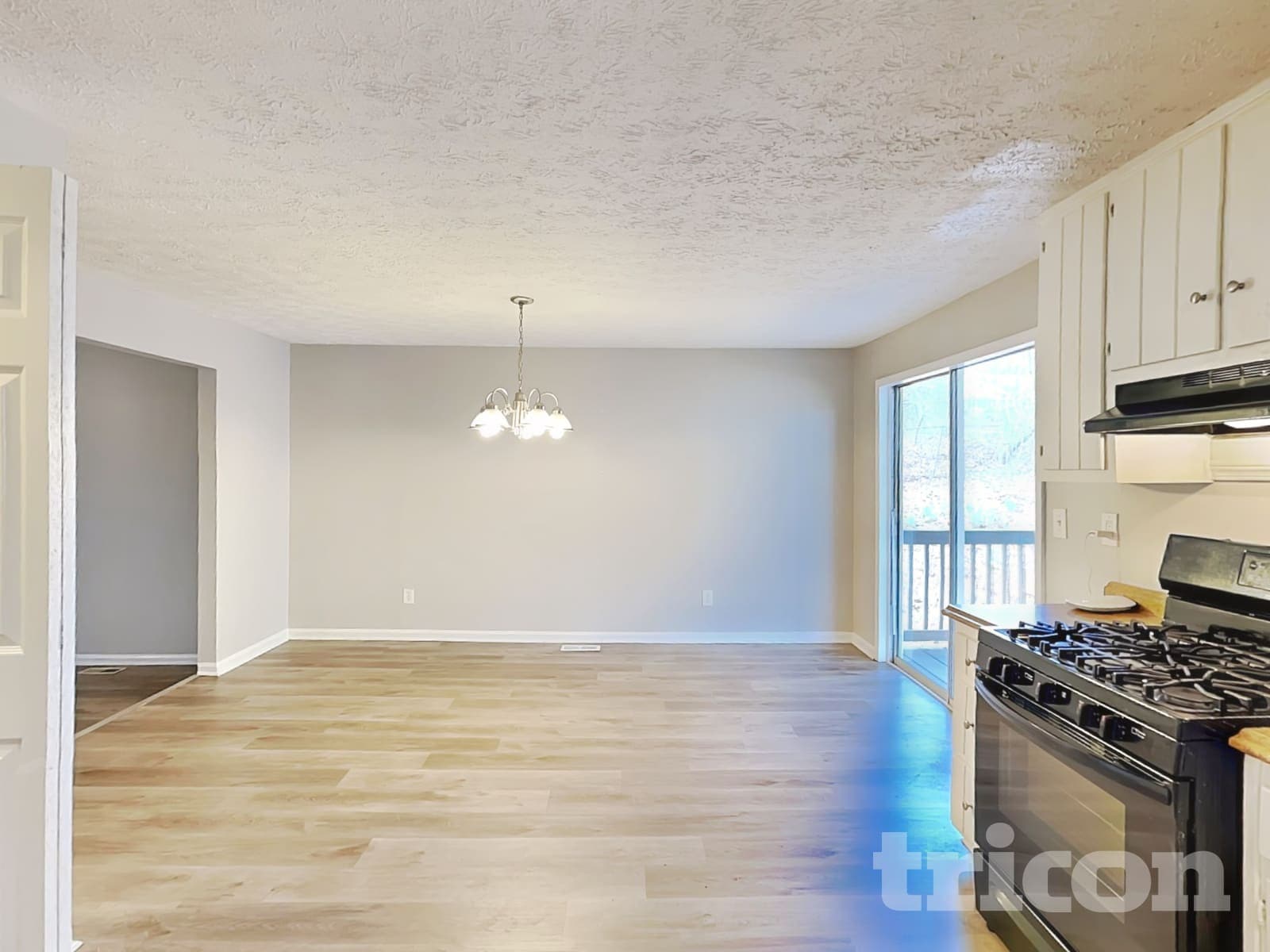 Building Photo - 5577 Mountain Park Way