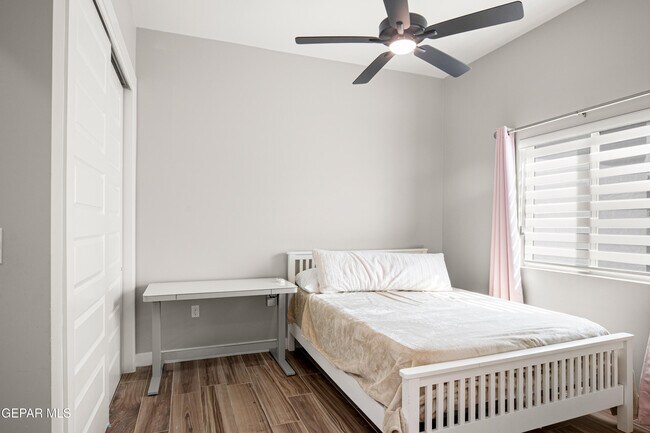 Building Photo - 745 Camino Norte Ct