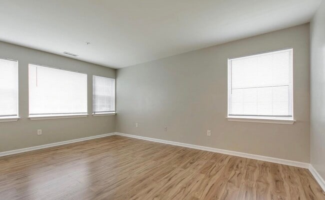 Building Photo - 8559 Falls Run Rd