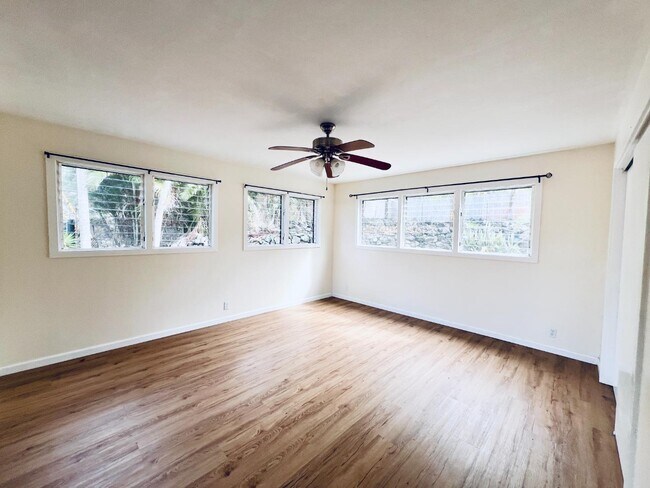 Building Photo - 78-230 Kahaluu Rd - Kahaluu -Ground Floor Unit