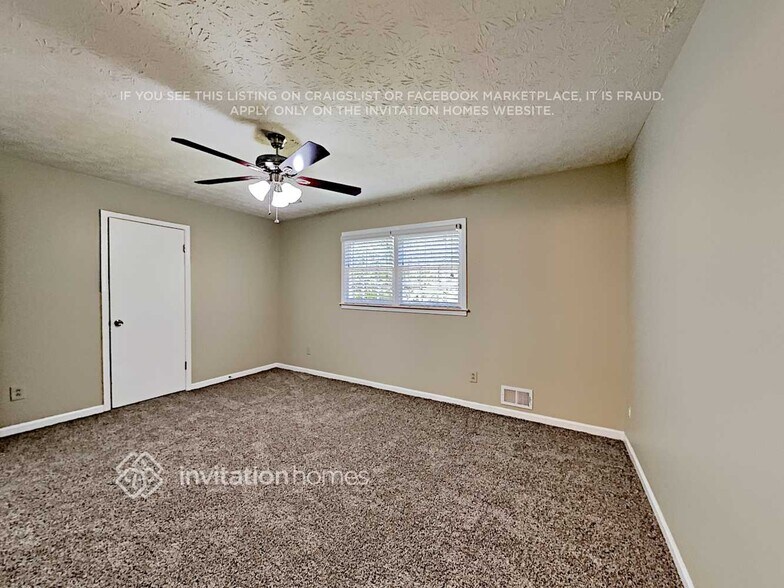 Building Photo - 3248 Mountain Hollow Dr