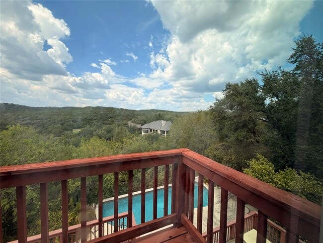 Building Photo - 10807 Love Bird Cove