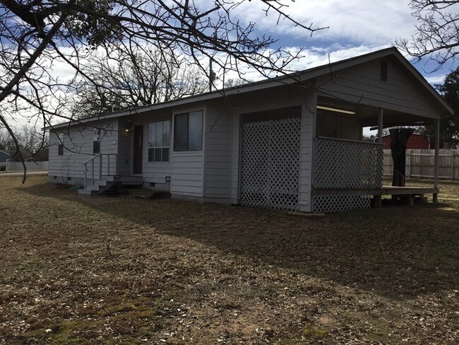 Building Photo - Lake View in Alvarado